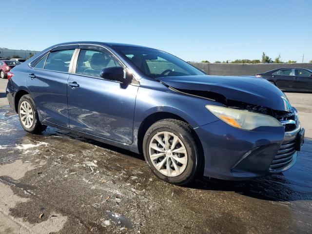 4T4BF1FK8GR550797 - 2016 TOYOTA CAMRY LE BLUE photo 4