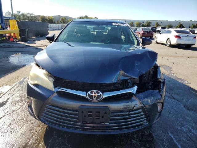 4T4BF1FK8GR550797 - 2016 TOYOTA CAMRY LE BLUE photo 5