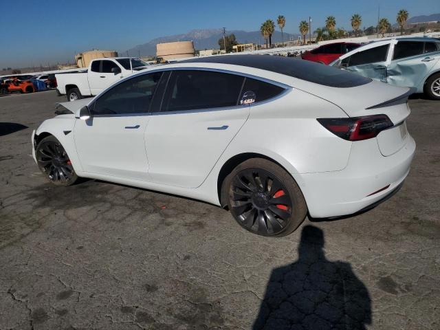 5YJ3E1EB4JF084258 - 2018 TESLA MODEL 3 Білий фото 2