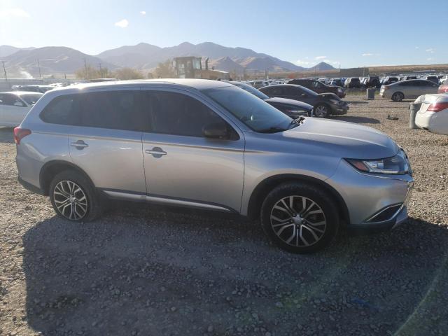 JA4AZ3A38JZ040077 - 2018 MITSUBISHI OUTLANDER SE SILVER photo 4