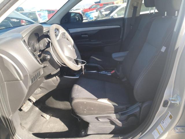 JA4AZ3A38JZ040077 - 2018 MITSUBISHI OUTLANDER SE SILVER photo 7