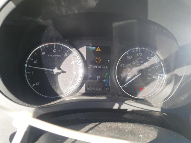 JA4AZ3A38JZ040077 - 2018 MITSUBISHI OUTLANDER SE SILVER photo 9