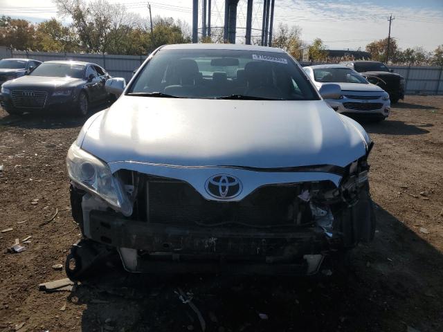 4T4BF3EK6AR007811 - 2010 TOYOTA CAMRY BASE SILVER photo 5