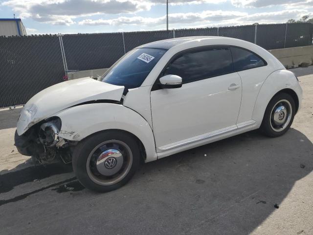 2013 VOLKSWAGEN BEETLE, 