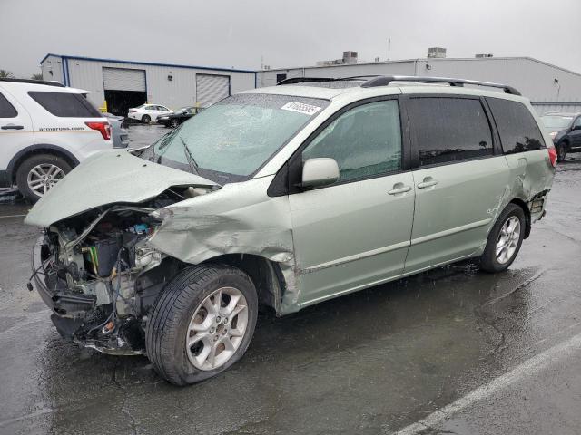 2006 TOYOTA SIENNA XLE, 