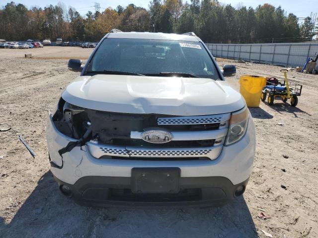1FMHK7D87CGA05502 - 2012 FORD EXPLORER XLT 白色 照片 5