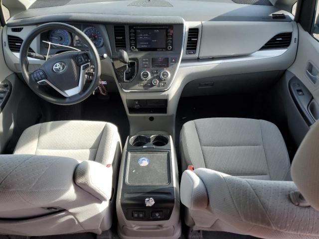 5TDJZ3DC6KS225457 - 2019 TOYOTA SIENNA LE أزرق صورة 8