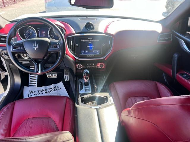 ZAM57RTA8F1132822 - 2015 MASERATI GHIBLI S WHITE photo 9