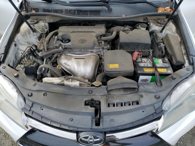 4T1BF1FK2FU931005 - 2015 TOYOTA CAMRY LE WHITE photo 11