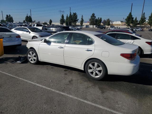 JTHBA30G355132408 - 2005 LEXUS ES 330 WHITE photo 2