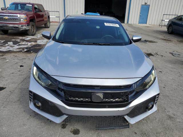 19XFC2F66KE209715 - 2019 HONDA CIVIC LX 银色 照片 5