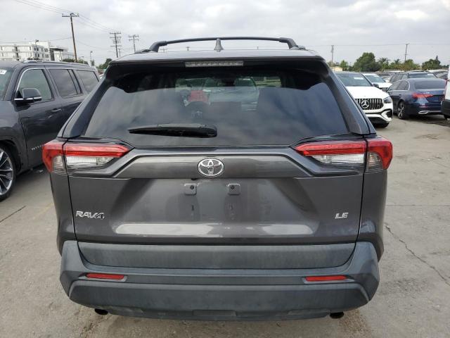 2T3K1RFV7KW045450 - 2019 TOYOTA RAV4 LE رمادي صورة 6