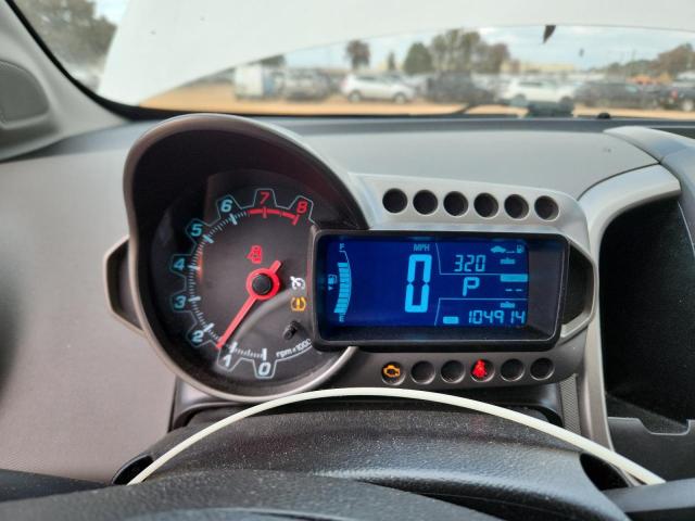 1G1JC6SB8F4164734 - 2015 CHEVROLET SONIC LT თეთრი ფოტო 9