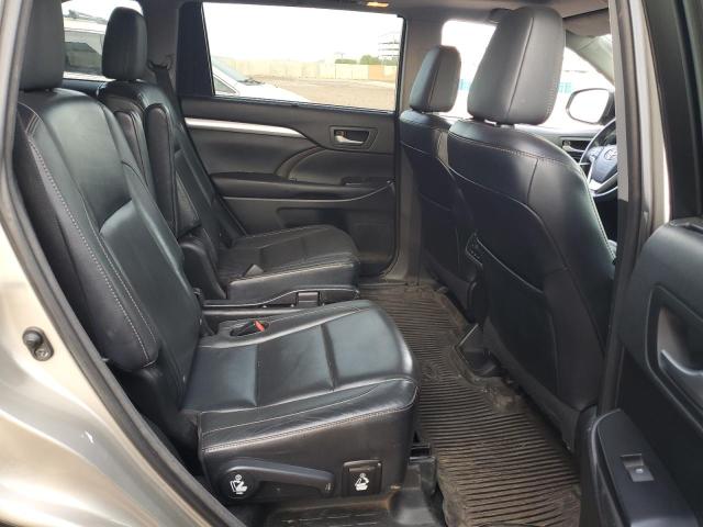 5TDJKRFH9GS245385 - 2016 TOYOTA HIGHLANDER XLE 银色 照片 10