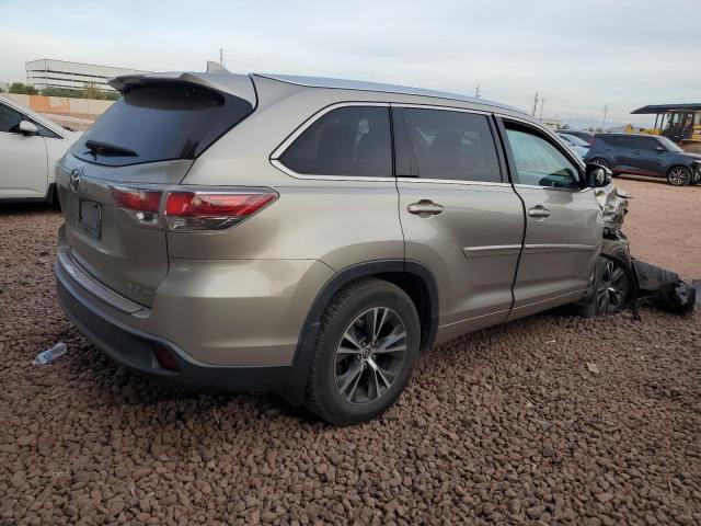 5TDJKRFH9GS245385 - 2016 TOYOTA HIGHLANDER XLE 银色 照片 3