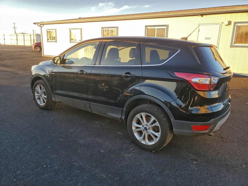 1FMCU9GD8HUD12811 - 2017 FORD ESCAPE SE SILVER photo 2