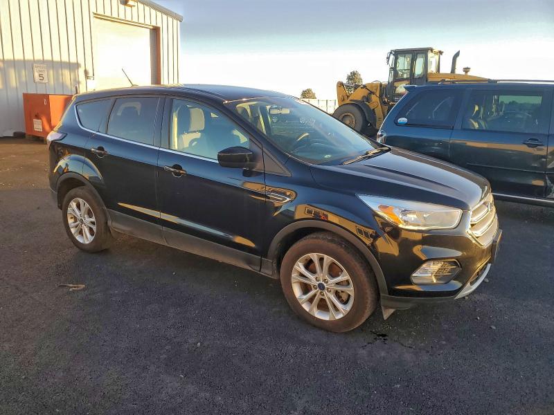 1FMCU9GD8HUD12811 - 2017 FORD ESCAPE SE SILVER photo 4