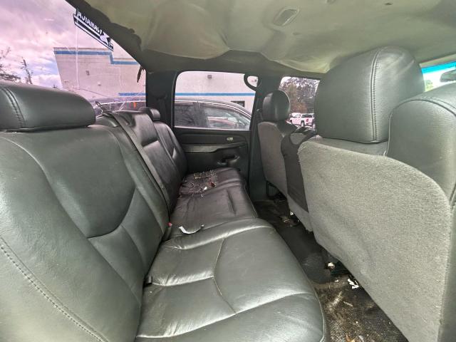 1GCHK23UX6F266624 - 2006 CHEVROLET SILVERADO K2500 HEAVY DUTY WHITE photo 6