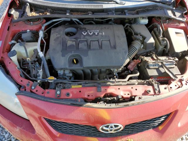 1NXBU4EE5AZ328559 - 2010 TOYOTA COROLLA BASE RED photo 11