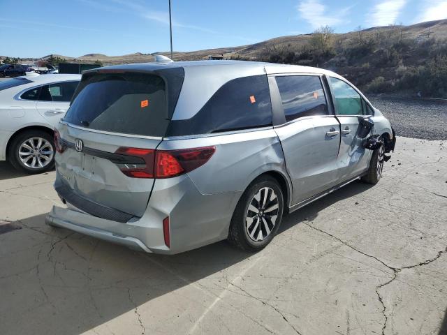 5FNRL6H63SB056478 - 2025 HONDA ODYSSEY EXL SILVER photo 3