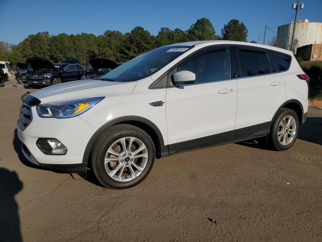 2017 FORD ESCAPE SE, 