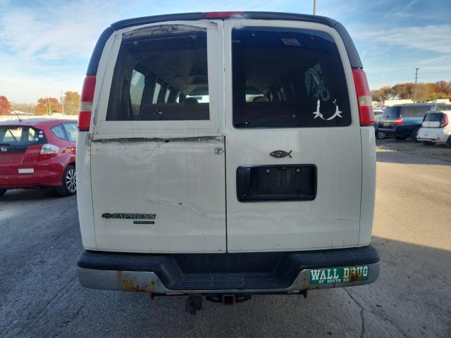 1GAHG35K881129306 - 2008 CHEVROLET EXPRESS G3 WHITE photo 6