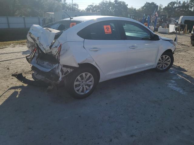 3KPC24A3XKE049529 - 2019 HYUNDAI ACCENT SE Weiß Foto 3