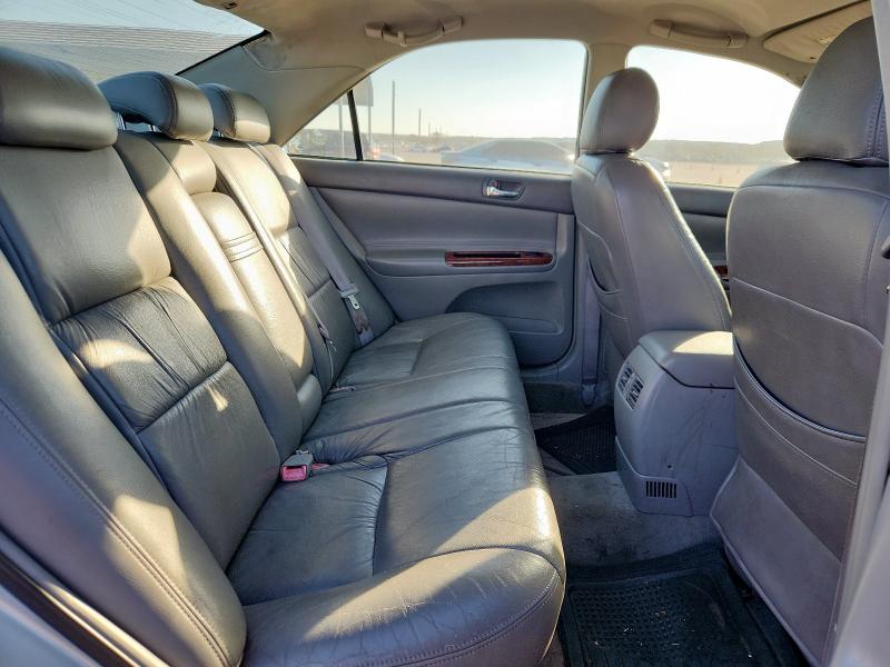 4T1BE32K65U975141 - 2005 TOYOTA CAMRY LE SILVER photo 10