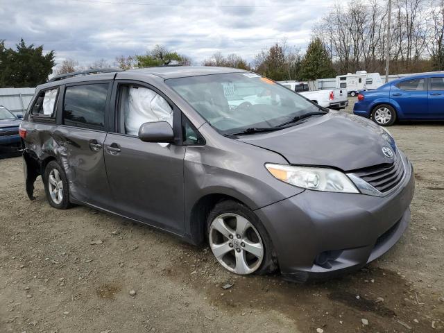 5TDKZ3DC8HS834420 - 2017 TOYOTA SIENNA LE Boz foto 4