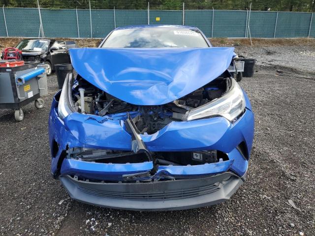 NMTKHMBX4JR016153 - 2018 TOYOTA C-HR XLE BLUE photo 5