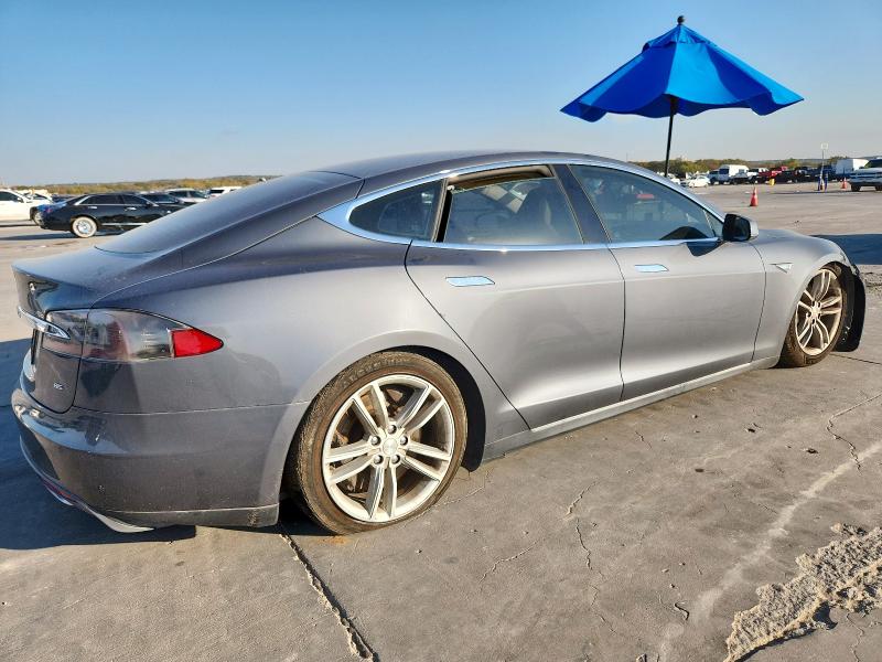 5YJSA1CN8DFP27395 - 2013 TESLA MODEL S ნაცრისფერი ფოტო 3