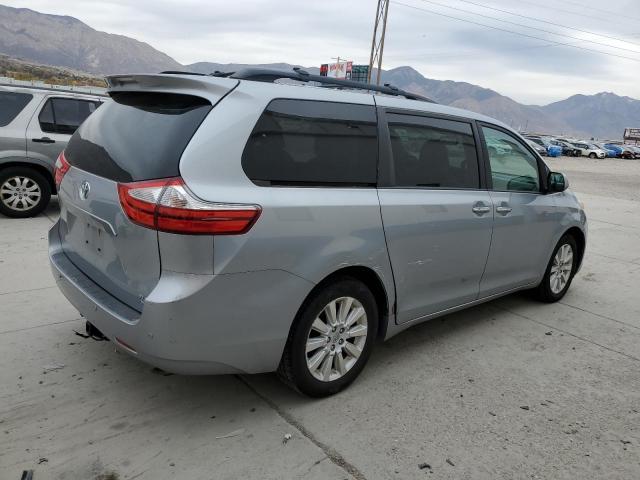 5TDDK3DC9FS112416 - 2015 TOYOTA SIENNA XLE ვერცხლისფერი ფოტო 3