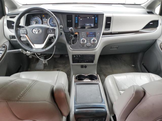 5TDDK3DC9FS112416 - 2015 TOYOTA SIENNA XLE ვერცხლისფერი ფოტო 8
