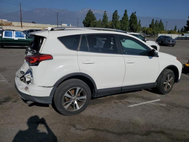 2T3WFREV6GW267201 - 2016 TOYOTA RAV4 XLE WHITE photo 3