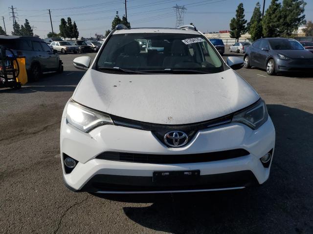 2T3WFREV6GW267201 - 2016 TOYOTA RAV4 XLE WHITE photo 5