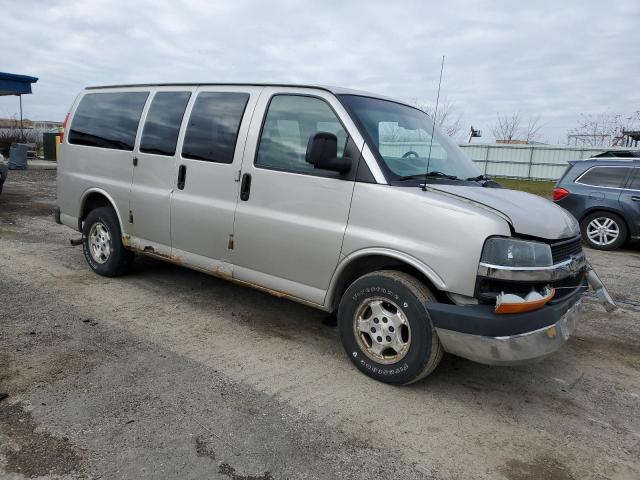 1GNFG15T561267207 - 2006 CHEVROLET EXPRESS G1 GRAY photo 4