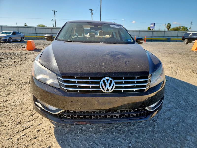 1VWCV7A32FC053626 - 2015 VOLKSWAGEN PASSAT SEL BLACK photo 5