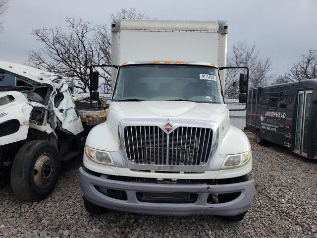 1HTMMMMM6HH637498 - 2017 INTERNATIONAL 4300 4300 Սպիտակ լուսանկար 5