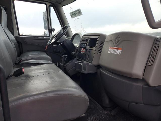 1HTMMMMM6HH637498 - 2017 INTERNATIONAL 4300 4300 Սպիտակ լուսանկար 8