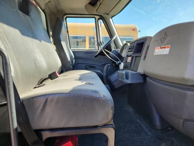 1HTMMMMM1HH637425 - 2017 INTERNATIONAL 4300 4300 Սպիտակ լուսանկար 5