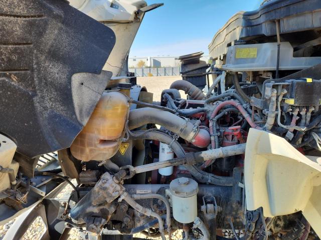 1HTMMMMM1HH637425 - 2017 INTERNATIONAL 4300 4300 Սպիտակ լուսանկար 7