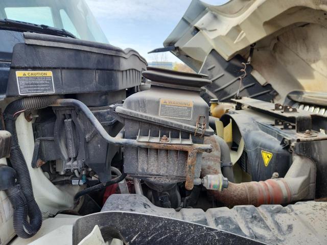 1HTMMMMM9HH637379 - 2017 INTERNATIONAL 4300 4300 WHITE photo 7