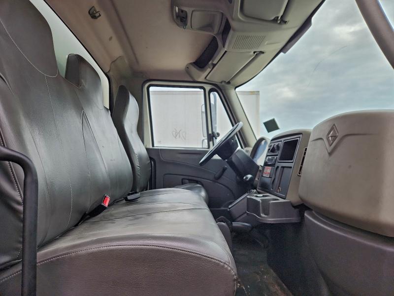 1HTMMMMMXHH636886 - 2017 INTERNATIONAL 4300 4300 WHITE photo 5