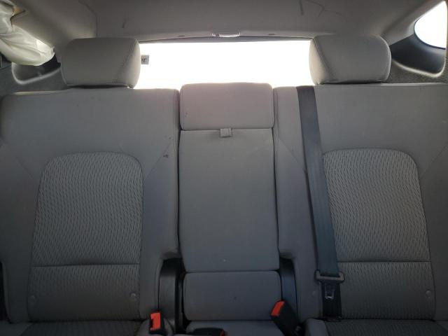 5XYZTDLB7JG569300 - 2018 HYUNDAI SANTA FE S WHITE photo 10