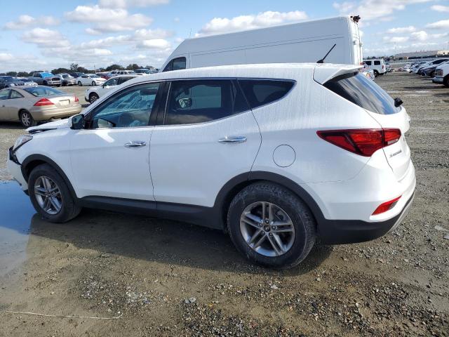5XYZTDLB7JG569300 - 2018 HYUNDAI SANTA FE S WHITE photo 2