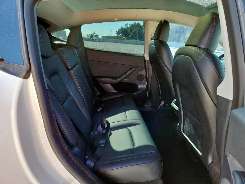 7SAYGDEEXPA062592 - 2023 TESLA MODEL Y WHITE photo 10