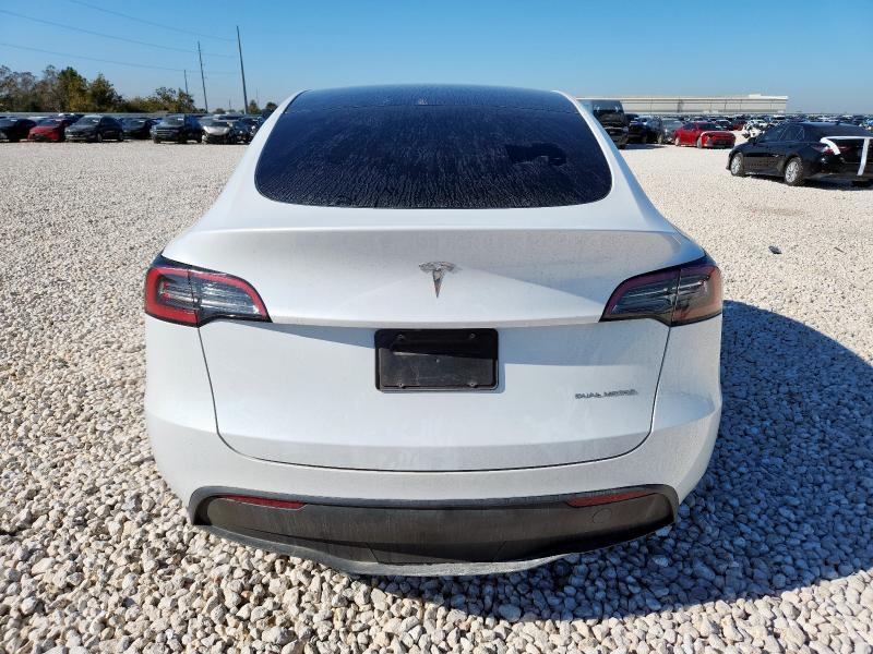 7SAYGDEEXPA062592 - 2023 TESLA MODEL Y WHITE photo 6
