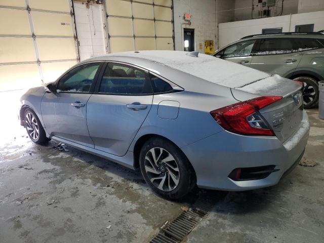 19XFC2F70JE006729 - 2018 HONDA CIVIC EX Boz foto 2