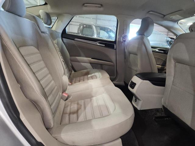 3FA6P0LU6JR209061 - 2018 FORD FUSION SE HYBRID Gümüş fotoğraf 10