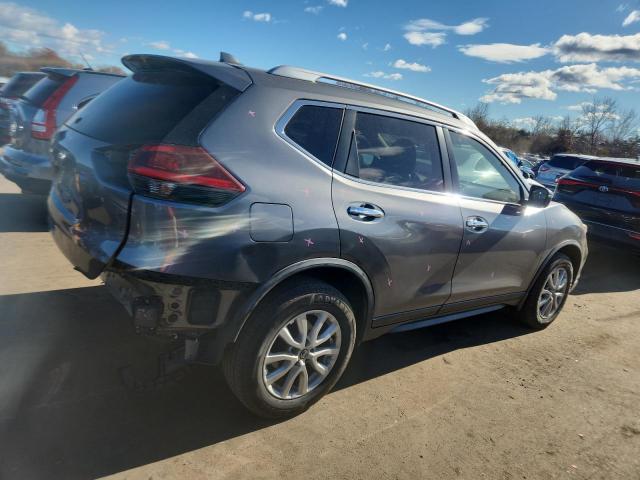 JN8AT2MV8JW351576 - 2018 NISSAN ROGUE S GRAY photo 3